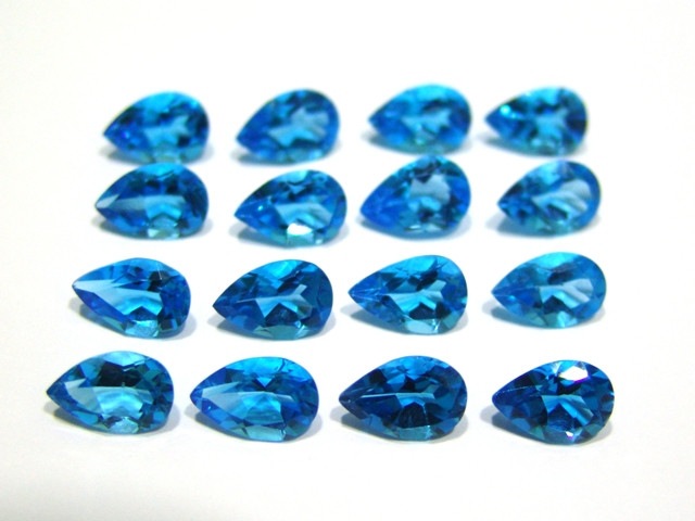 alt: Topázio Azul