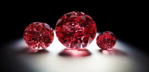 alt: Diamante Vermelho